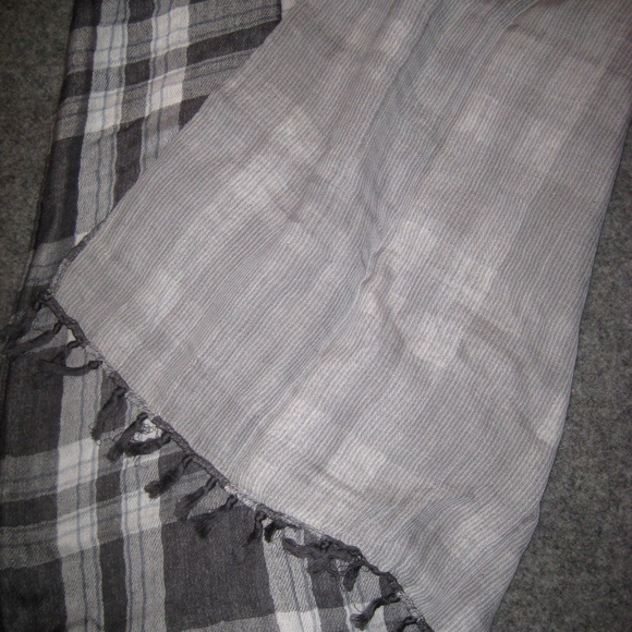 AllSaints Black Check Scarf All Saints - Picture 2 of 5